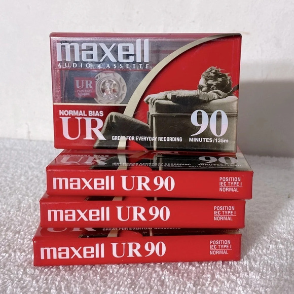 Vintage 90s Maxell UR90 Blank Audio Cassette Tapes  x4 - Picture 1 of 11